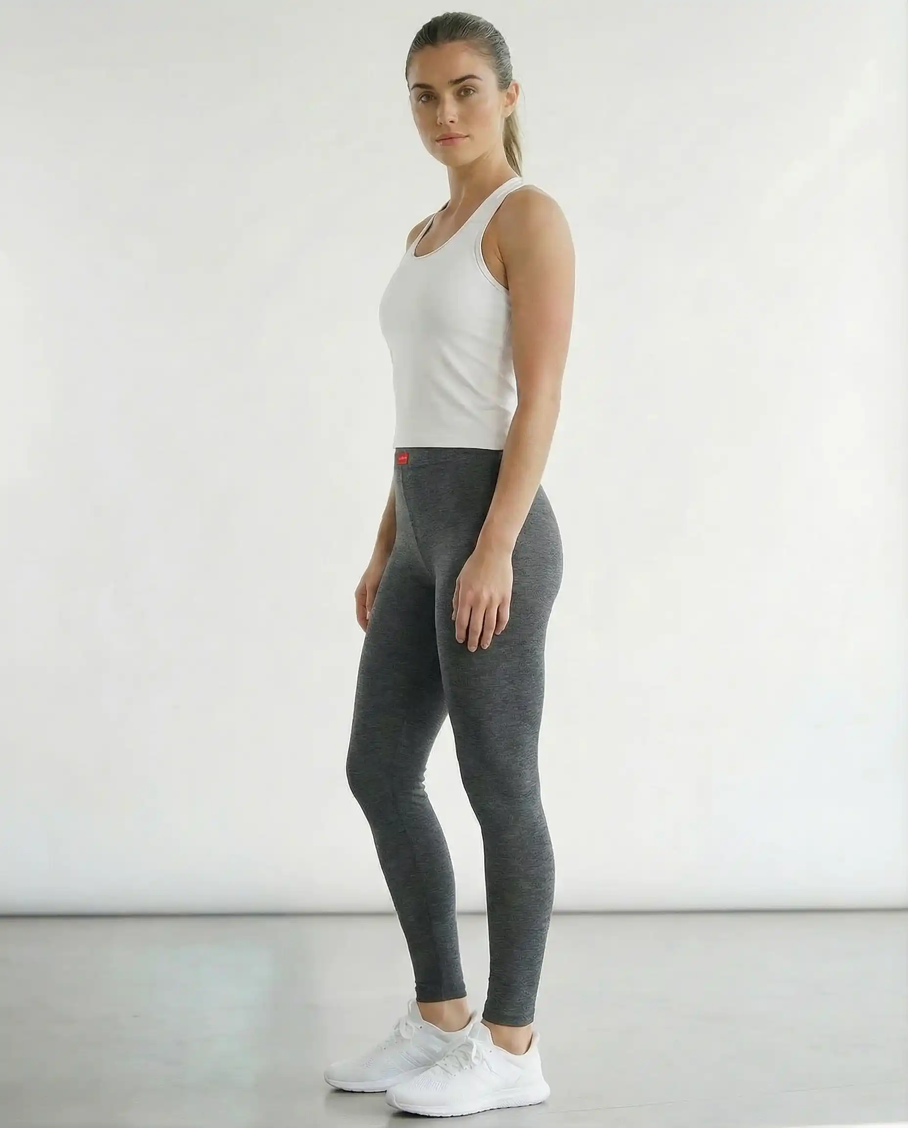 Feather long legging - Image 5